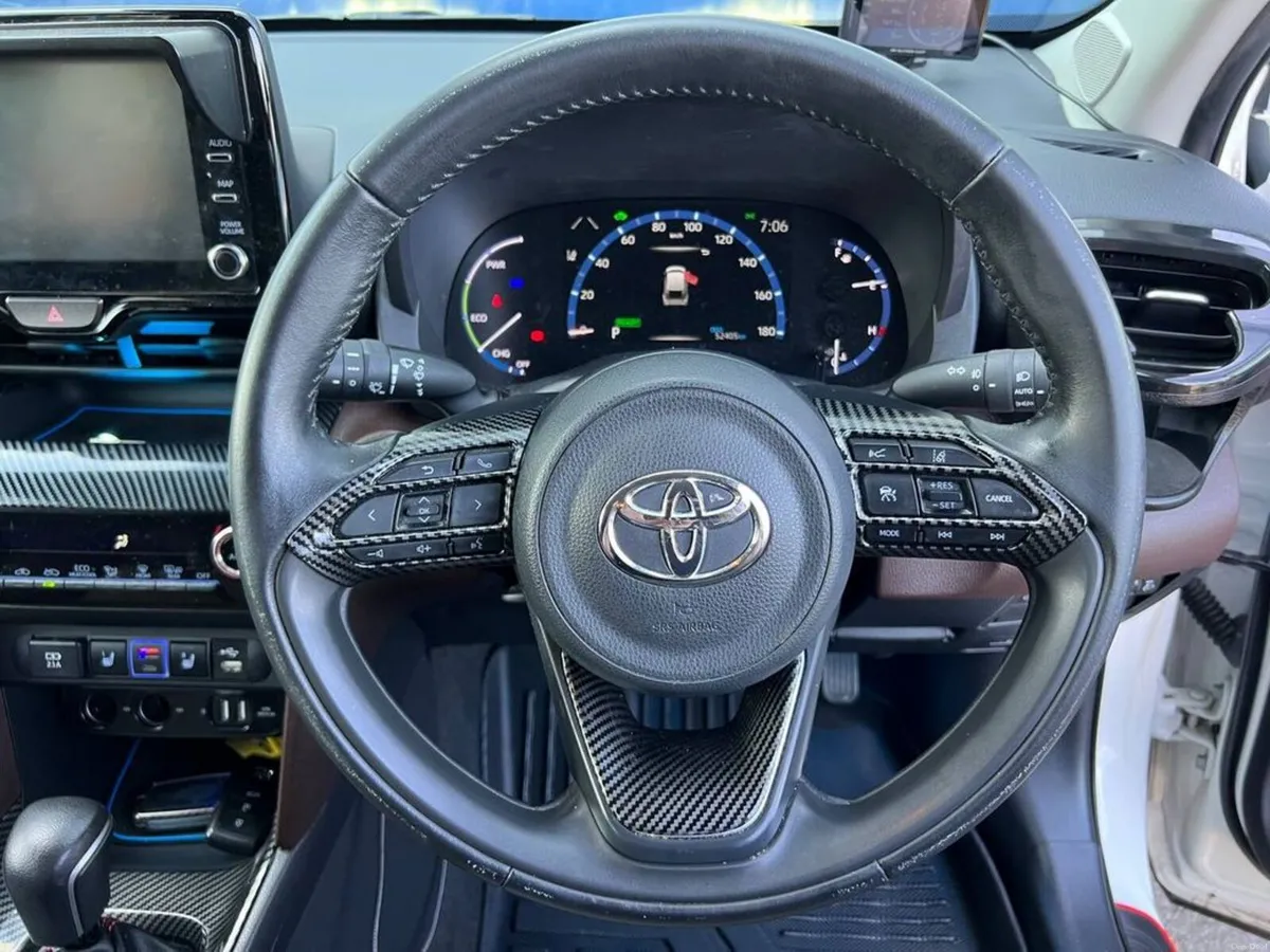 Toyota Yaris Cross Z-PACKAGE 1.5 HYBRID AUTO ** HU - Image 4