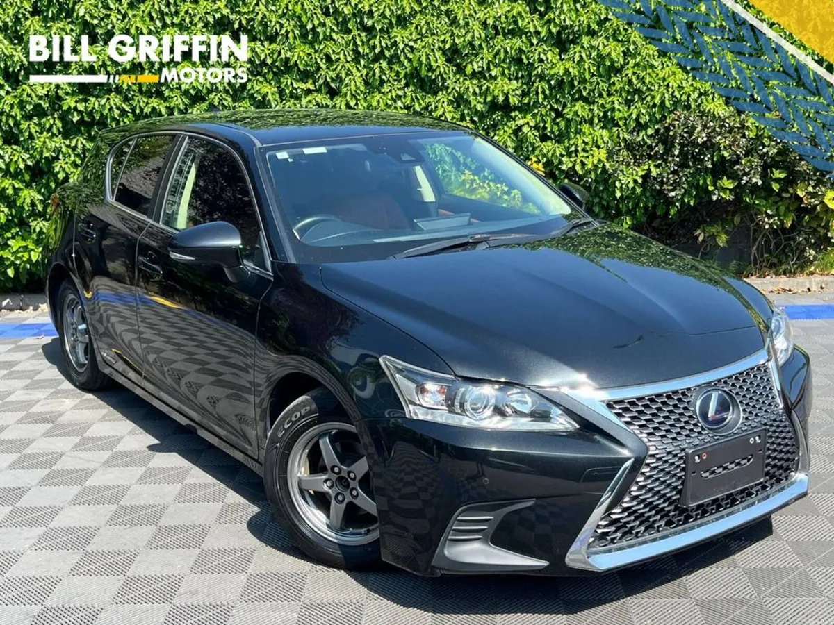 Lexus CT 1.8 HYBRID AUTO // SUEDE HEATED SEATS // - Image 1