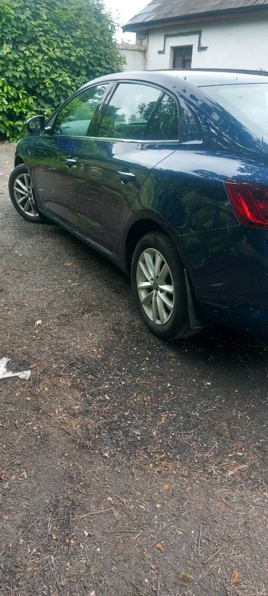 Car - Image 4