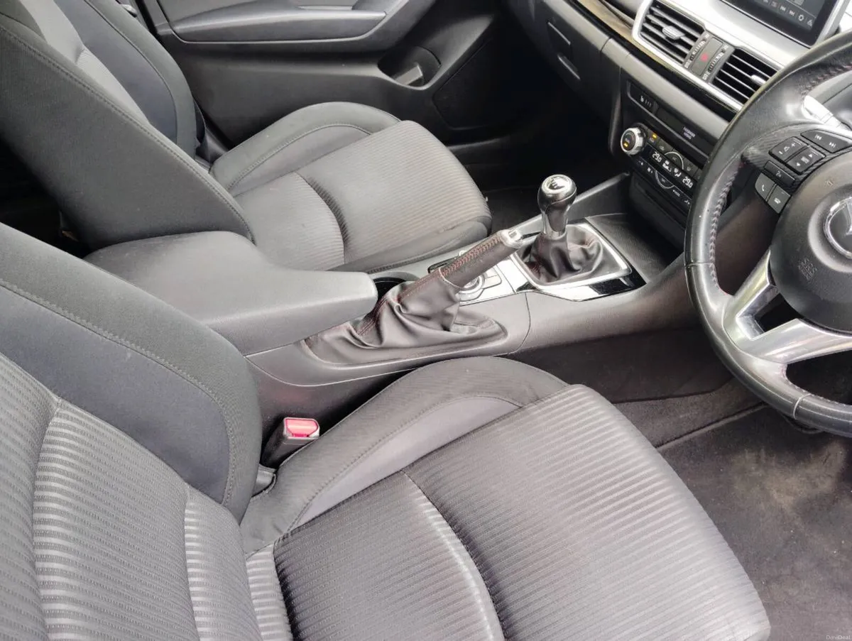 Car - Image 4