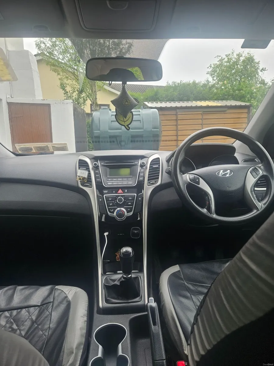 Hyundai i30 2014 - Image 2