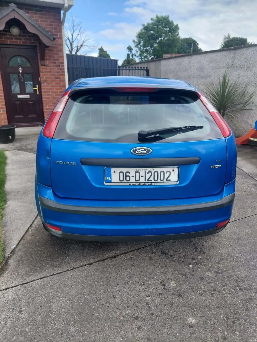 Ford Focus 2006 - Image 2
