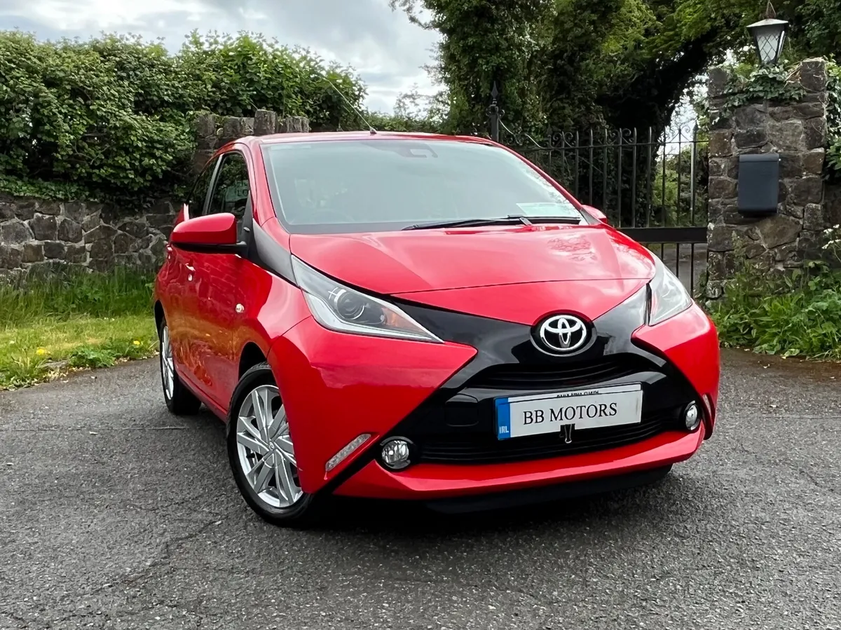 Toyota Aygo 1.0 VVT-i x-play+ - Image 4