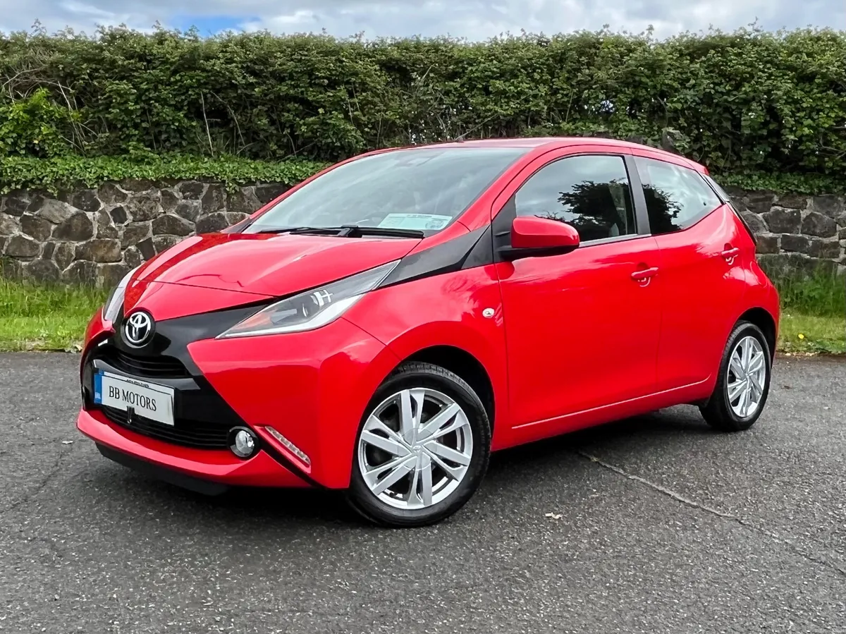 Toyota Aygo 1.0 VVT-i x-play+ - Image 3