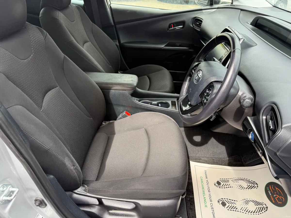 2021 Toyota Prius 1.8 Petrol Hybrid Automatic - Image 4