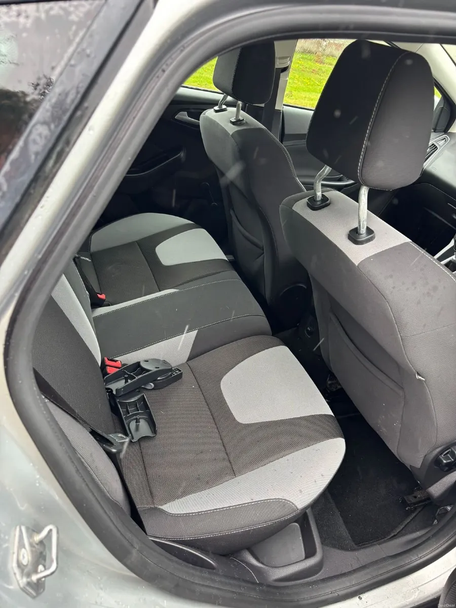Ford Focus 2014 - Image 3