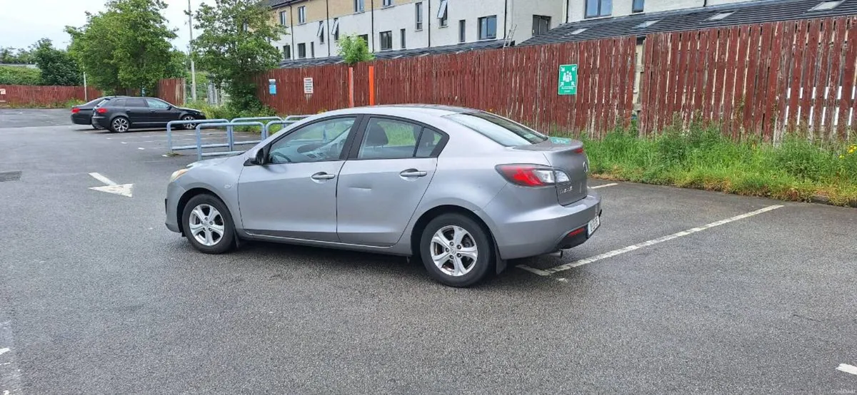 Mazda 3 - Image 3