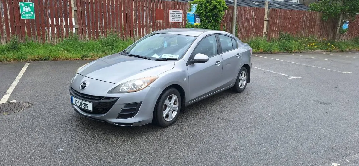 Mazda 3 - Image 2