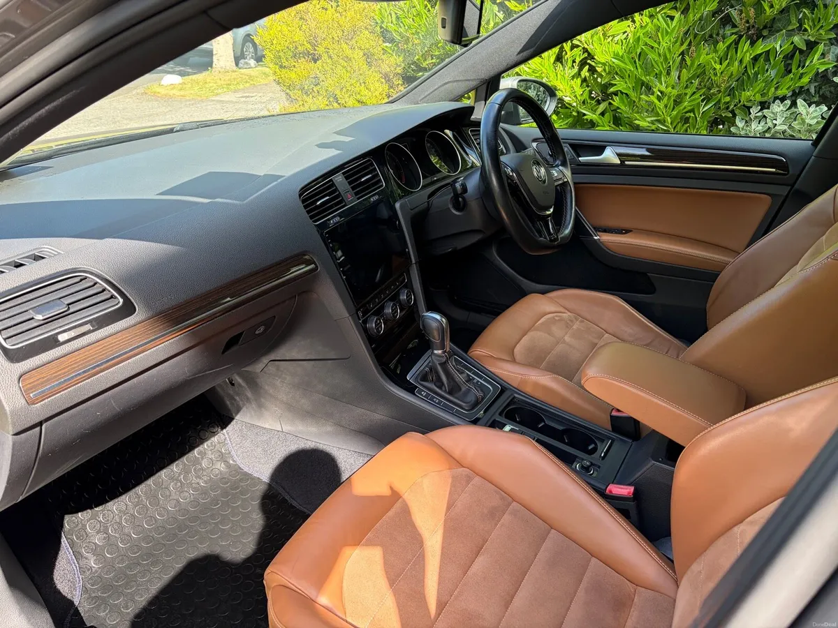 Volkswagen Golf Milano Edition 1.4 Automatic - Image 5