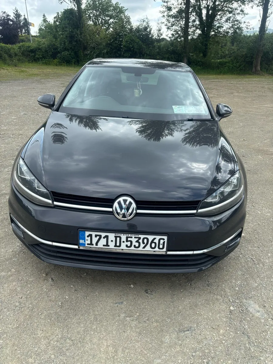 Volkswagen Golf - Image 1