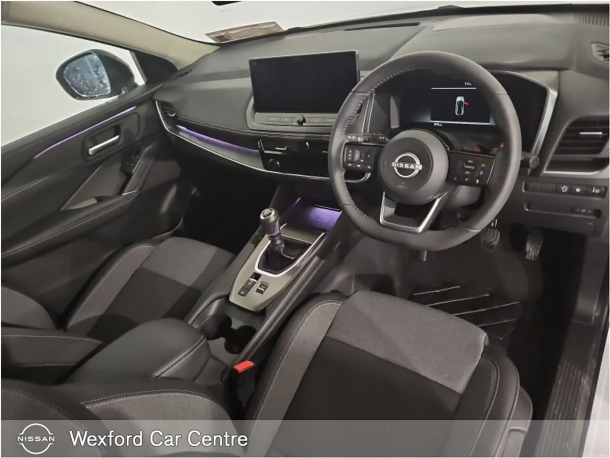 Nissan Qashqai 1.3 PETROL SV PREMIUM - Image 3
