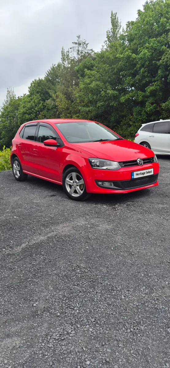 VOLKSWAGEN POLO AUTOMATIC 2013 LOW MILLAGE - Image 1