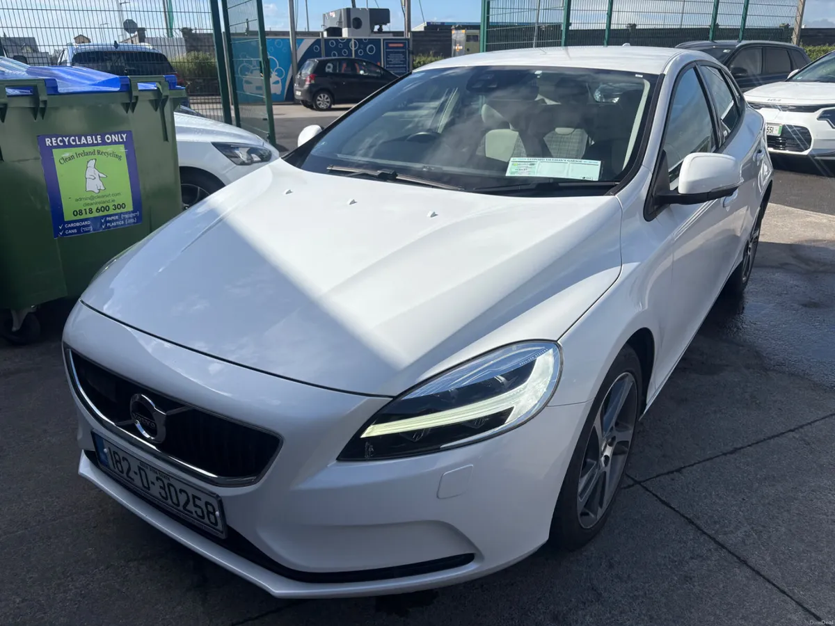 Volvo V40 2018 - Image 3