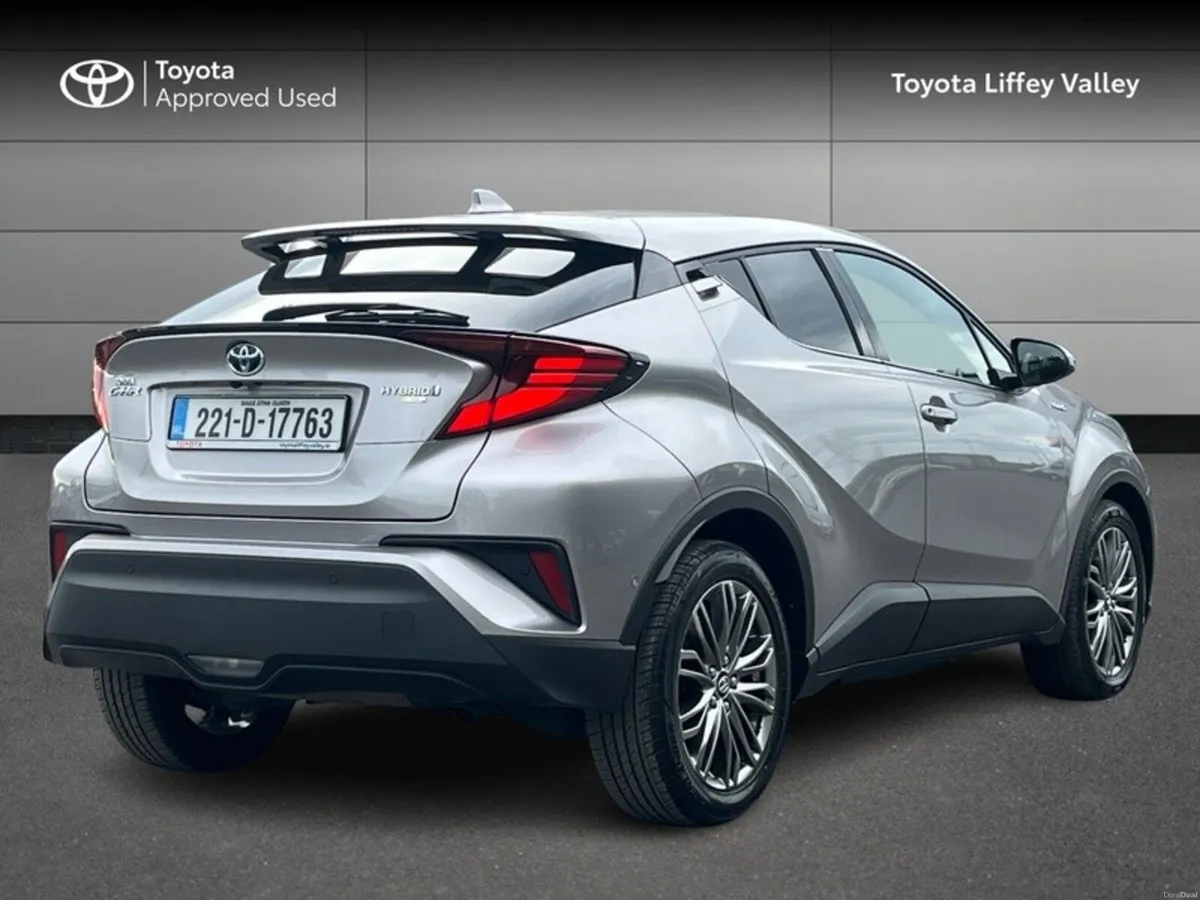 Toyota C-HR C-HR 1.8 HYBRID SOL - Image 2
