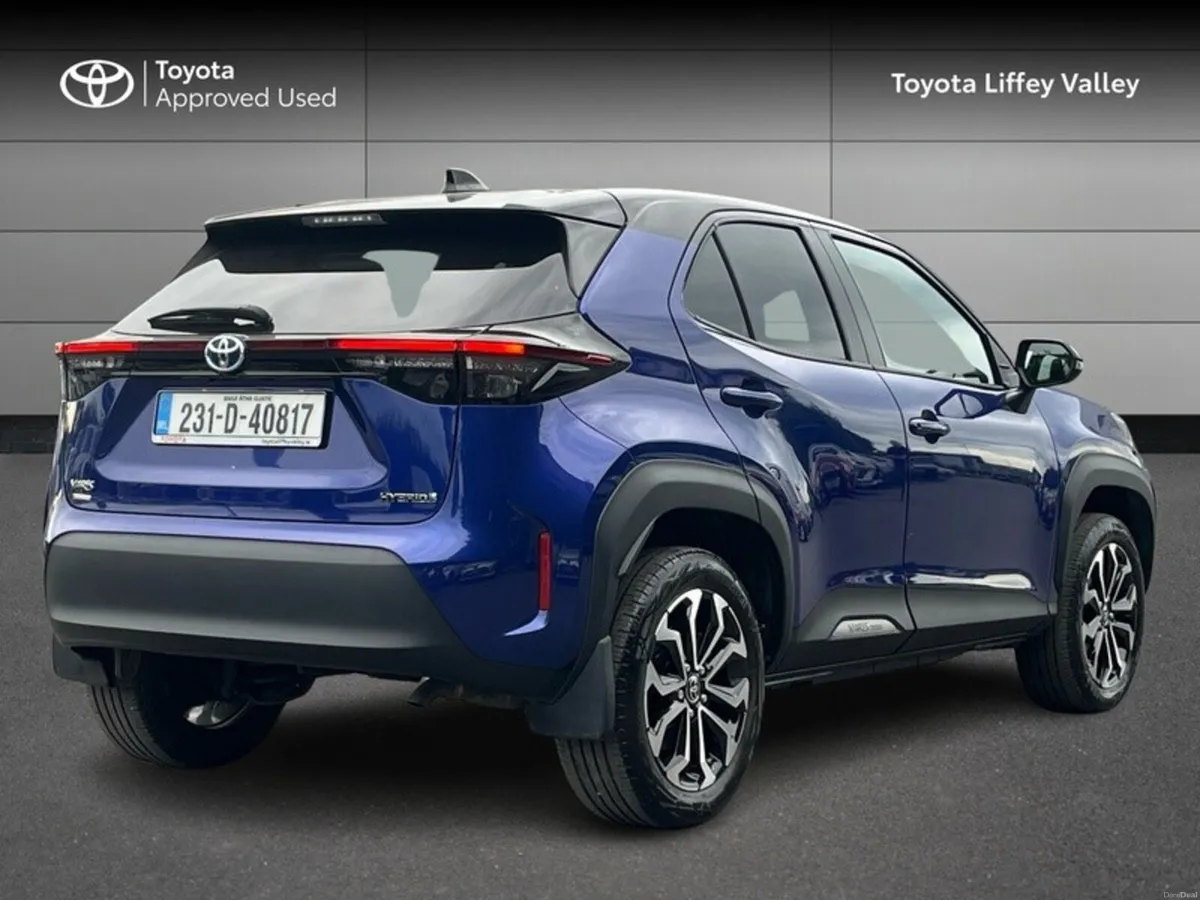 Toyota Yaris Cross YARIS CROSS LUNA SPORT - Image 2