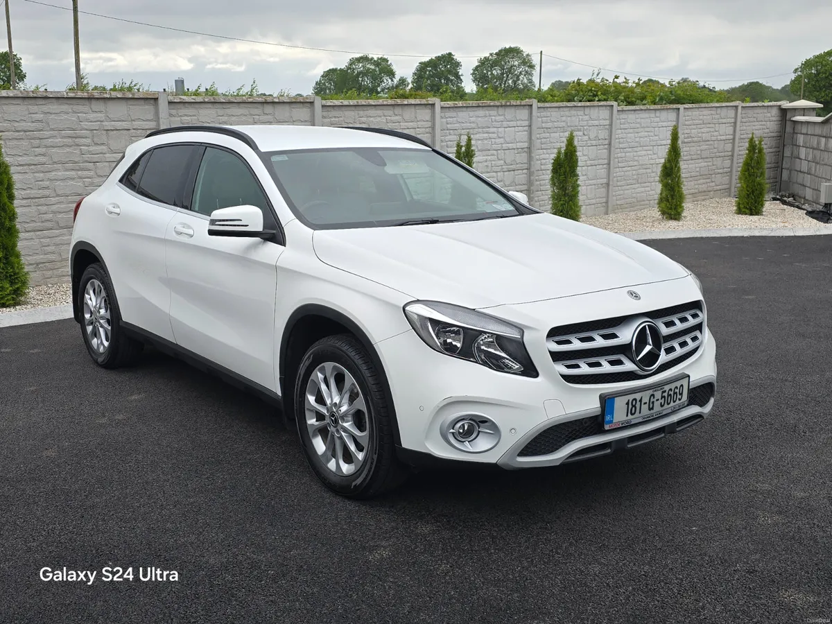 181 Mercedes GLA Automatic 2.1 Diesel - Image 4