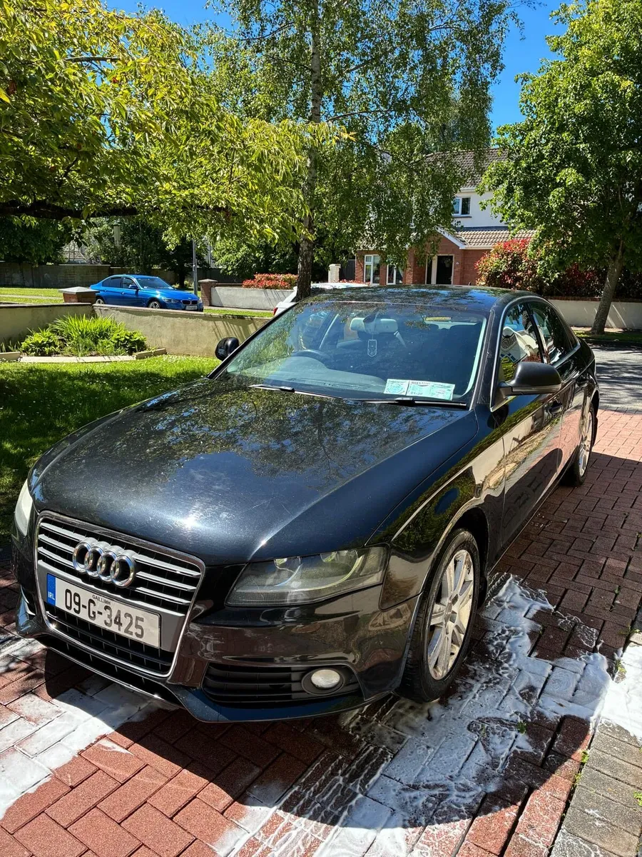Audi A4 B8 - Image 1