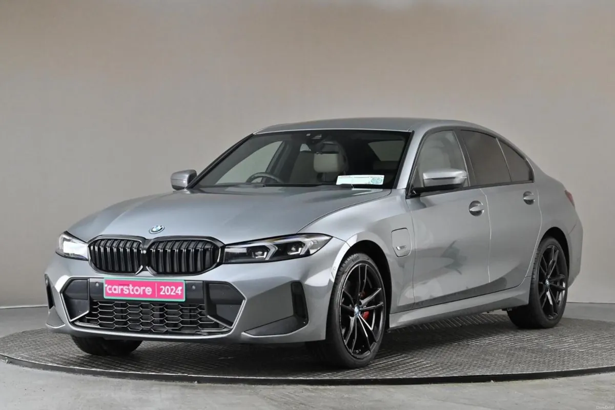 BMW 3-Series 330E M SPORT S3MI **HUP**BEIGE LEATHE - Image 3