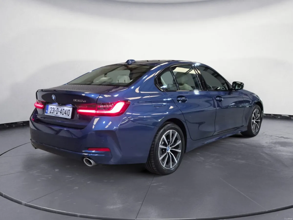 BMW 3-Series 330E Sport Auto Hybrid - Image 5