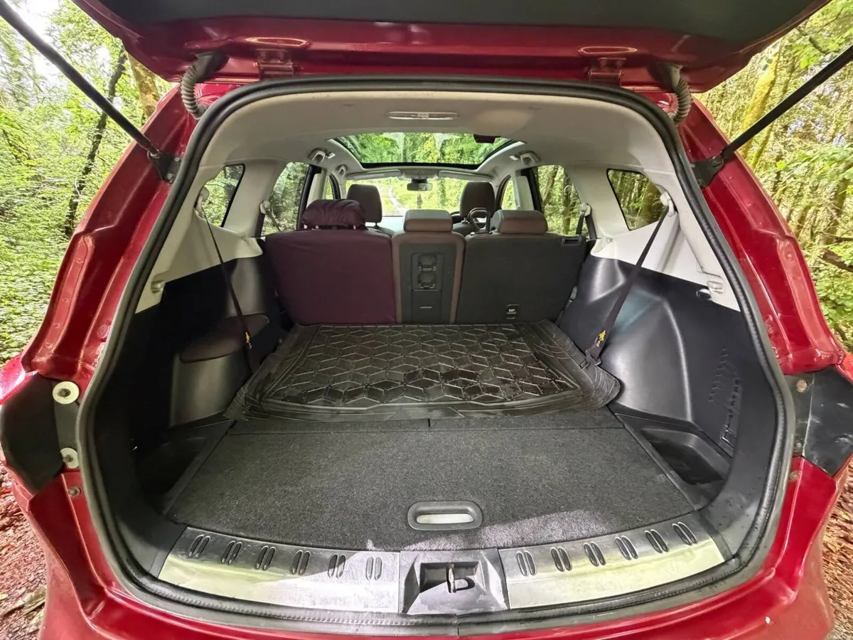 Nissan Qashqai +2 - Image 6