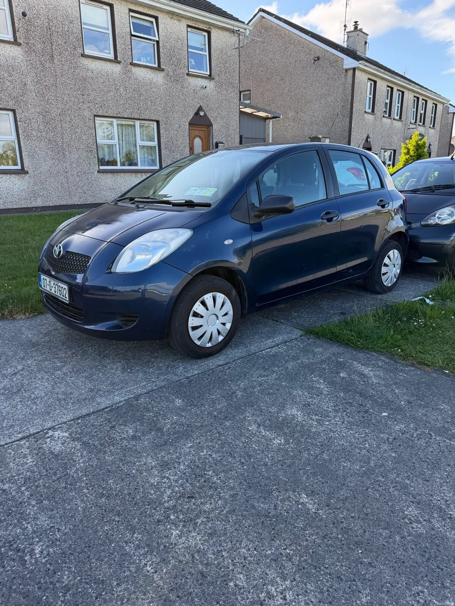 Toyota Yaris 2007 - Image 4