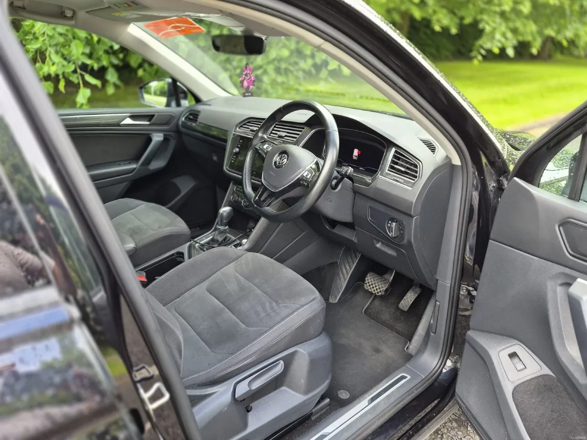 Volkswagen Tiguan Rline 2019 - Image 2