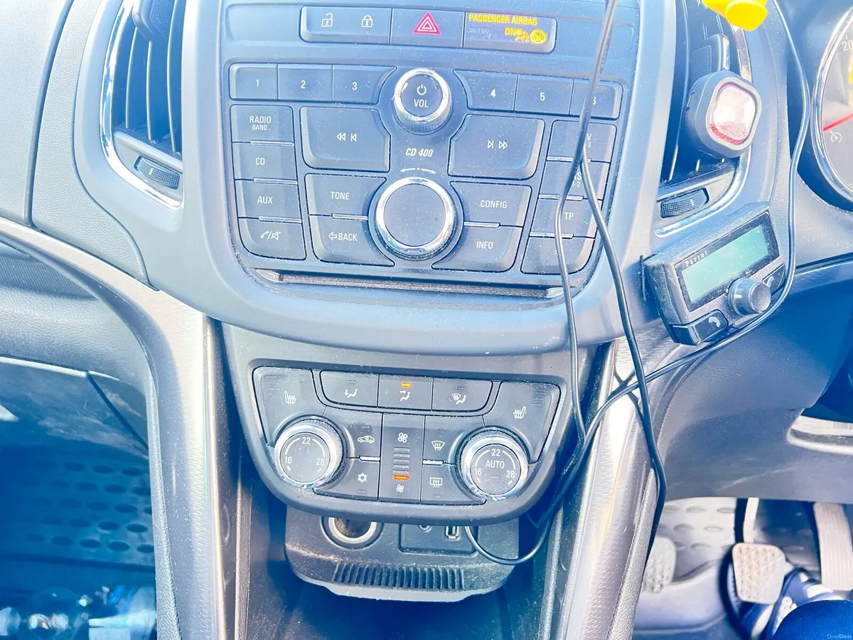 Opel Zafira tourer Elite. 2.0.165BHP.great engine - Image 4