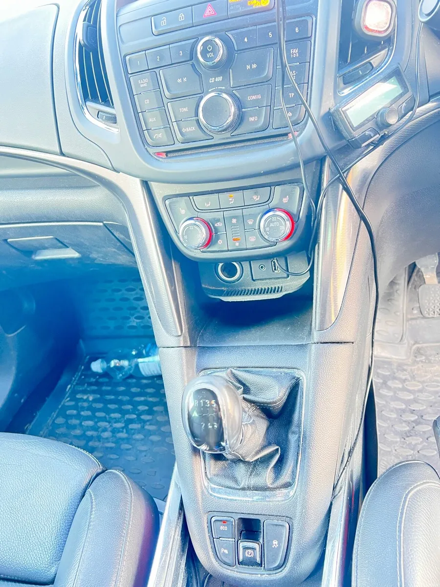 Opel Zafira tourer Elite - Image 2