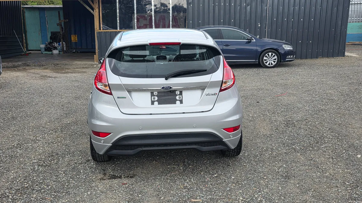 2016 Ford Fiesta 1.0L petrol Auto - Image 4