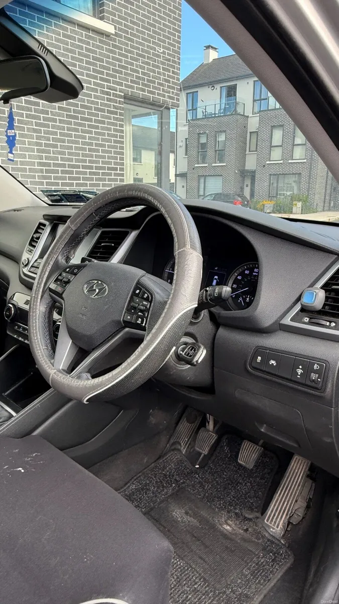 Hyundai Tucson 2016 - Image 2