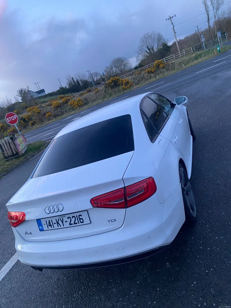 Audi A4, S line, Black Edition - Image 3