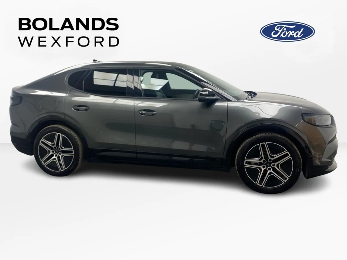 Ford Capri AWD Premium Ext Range 77kWh Auto - Image 4