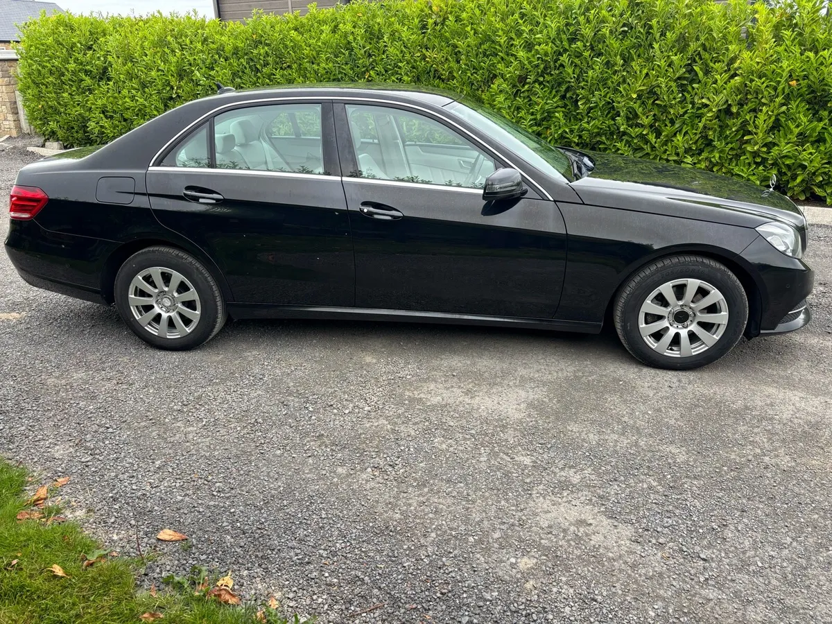 2013 MERCEDES BENZ E CLASS 200 CDI NEW NCT - Image 2