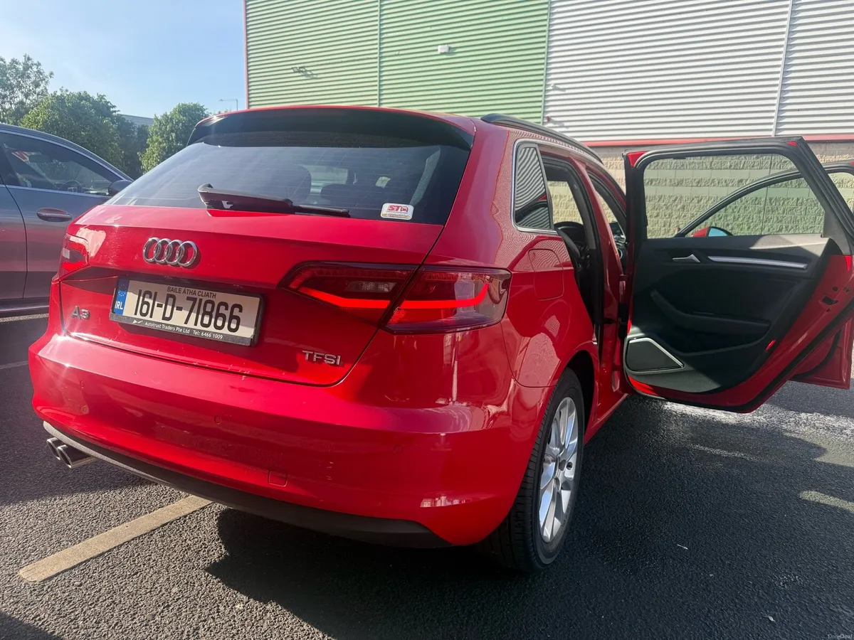 Car - Image 3