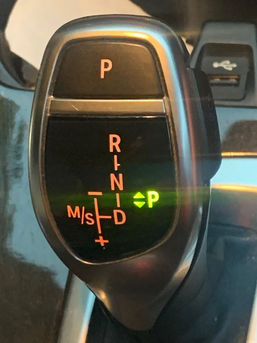 BMW 6-Series 2018 Diesel 6 CYCLINDER - Image 4