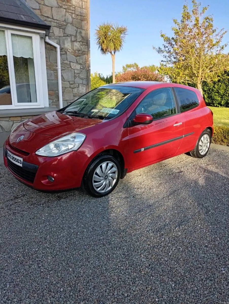 Renault Clio - Image 2