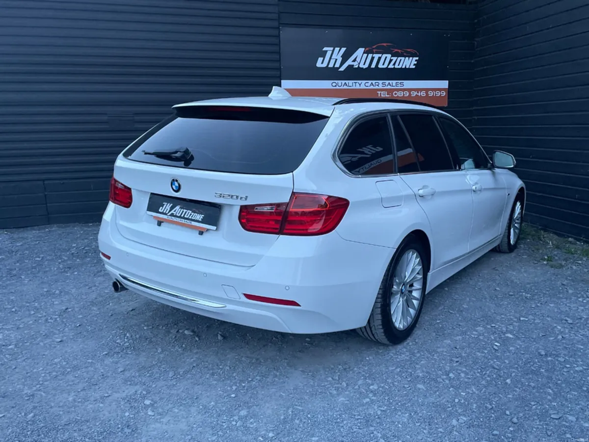 BMW 3-Series 320D TOURING LUXURY - Image 6