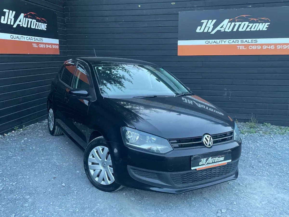 Volkswagen Polo 1.2 TSI AUTO Comfort Line - Image 1