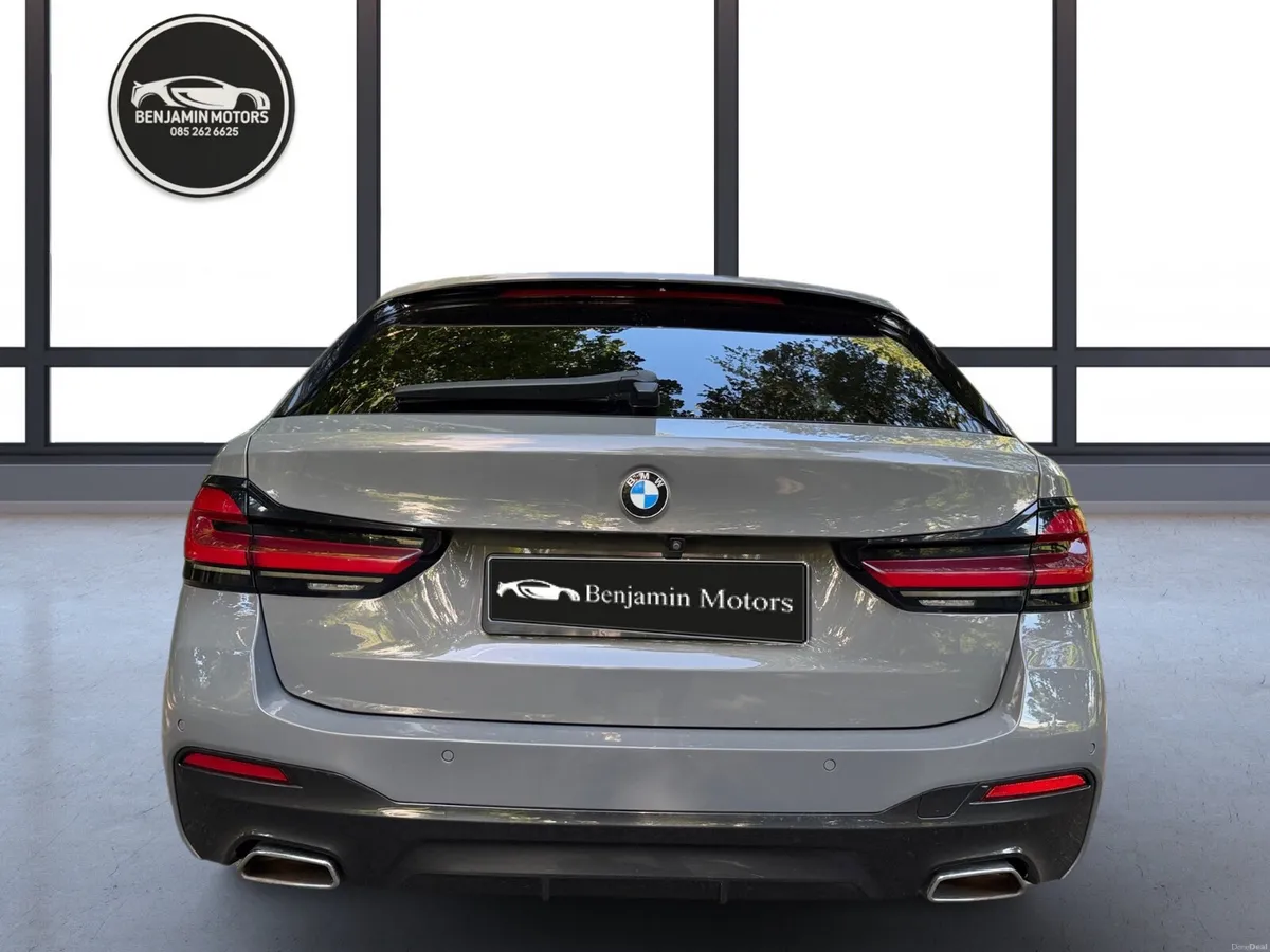 BMW 5-Series 2021 M Sport Touring / Estate MHEV - Image 6