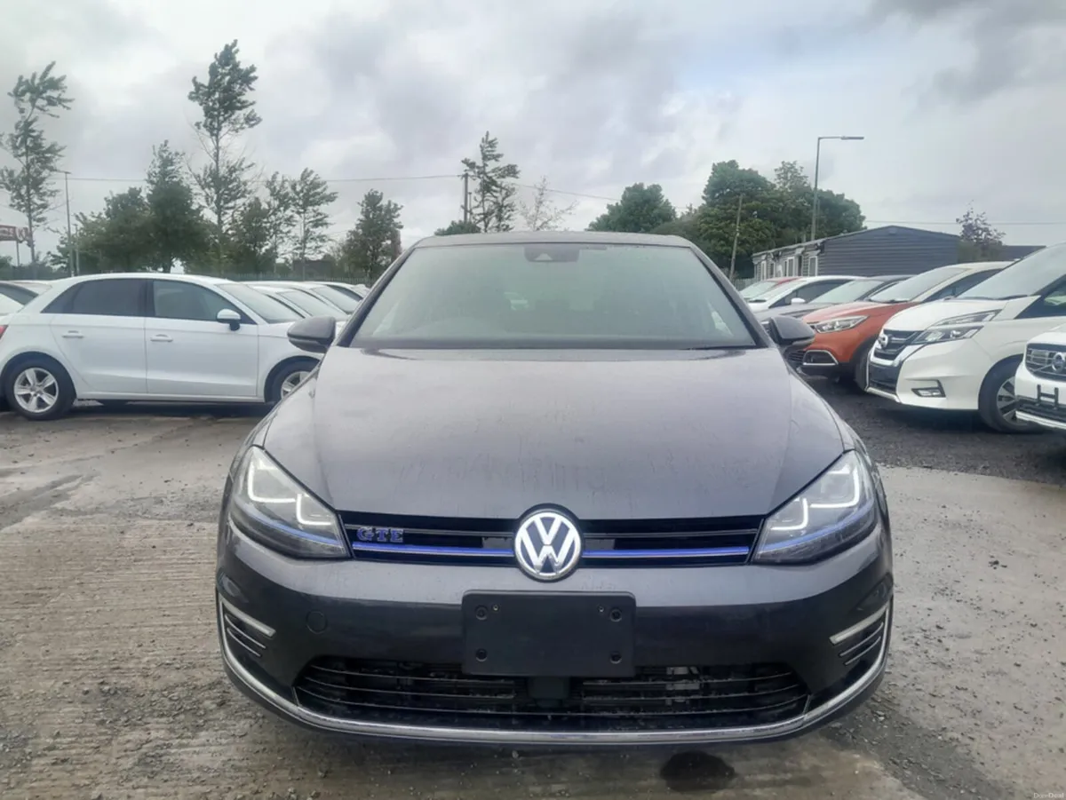 Volkswagen Golf 1.4L  Automatic Petrol Hybrid Plug - Image 2