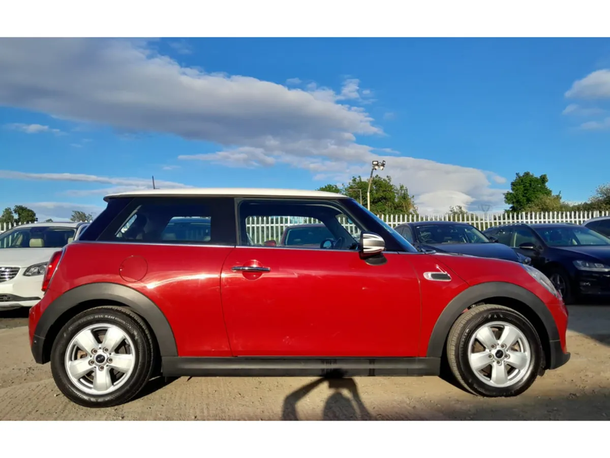 Mini Cooper 1.5L Diesel Automatic - Low mileage (9 - Image 3
