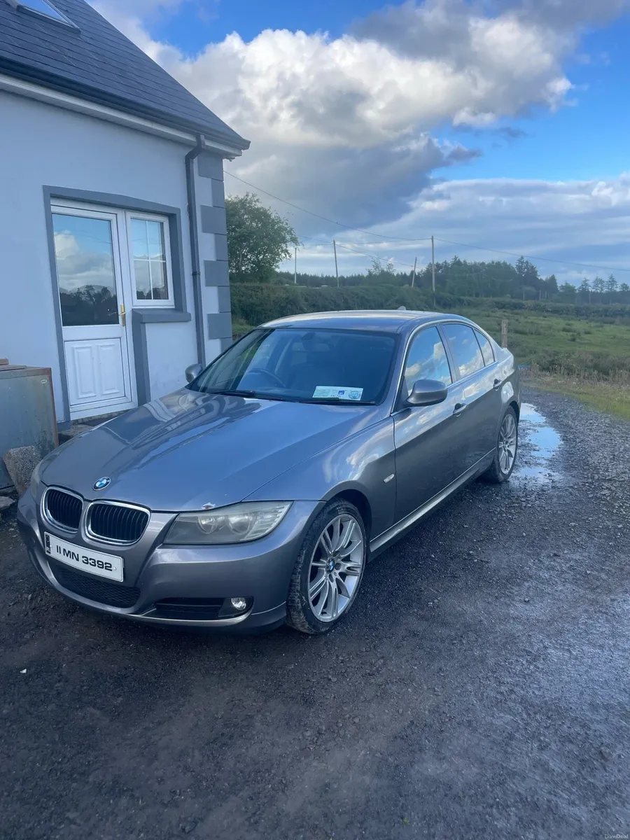 2011 3 series bmw - Image 1