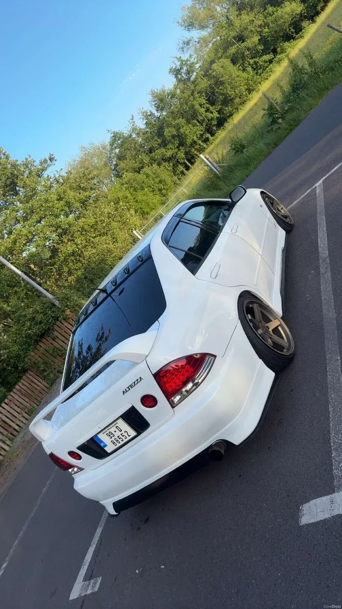 Toyota altezza beams !!tested and taxed !! - Image 2