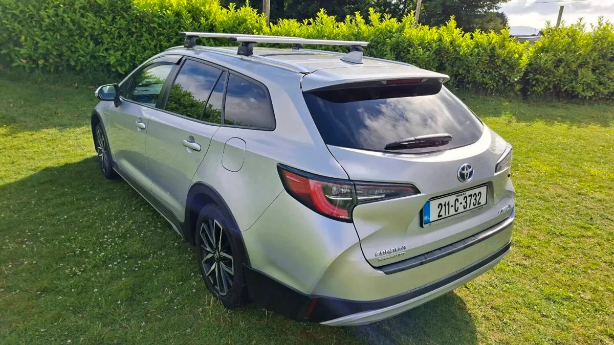 Toyota Corolla Hybrid TREK Estate - Image 2