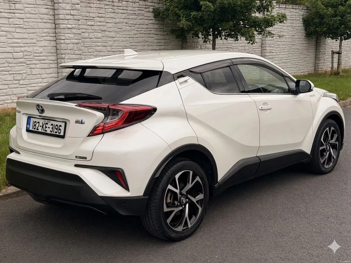 182 Toyota CHR Hybrid **High Spec** - Image 3