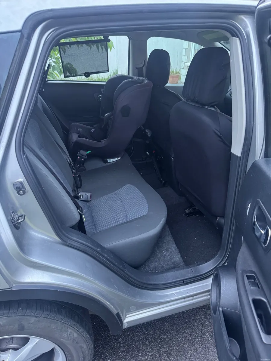 Nissan Qashqai 2011 - Image 3