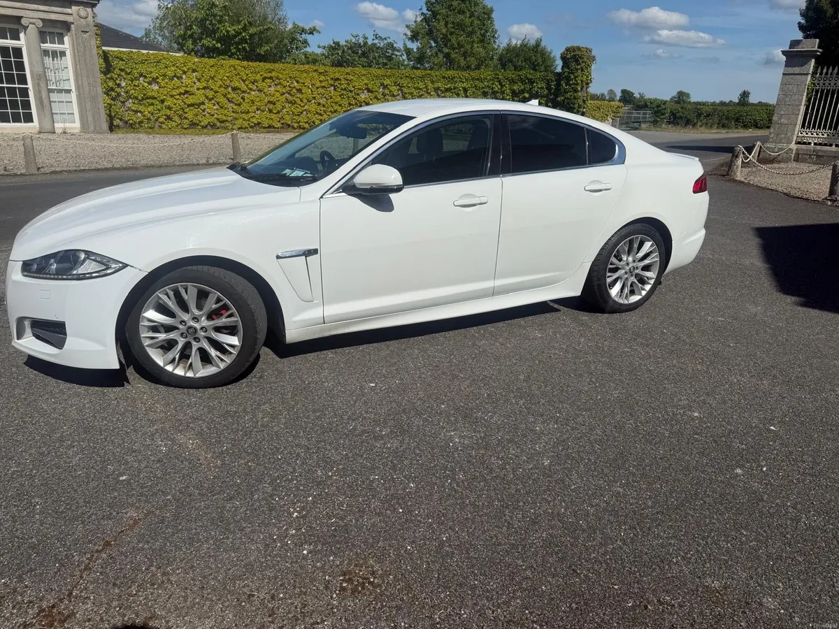2013 Jaguar XF 2.2D R Sport - Image 3