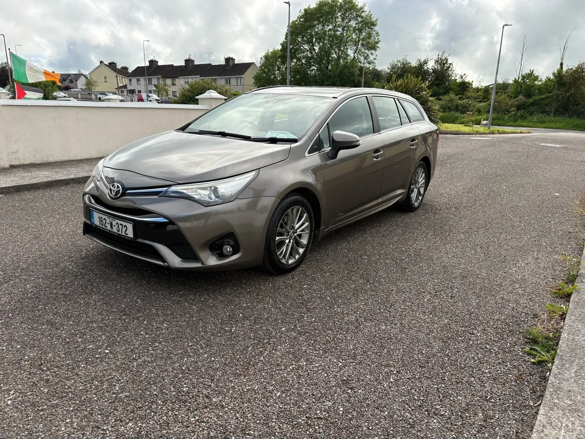 162 Toyota avensis 1.6 diesel NCT 11/26 - Image 2