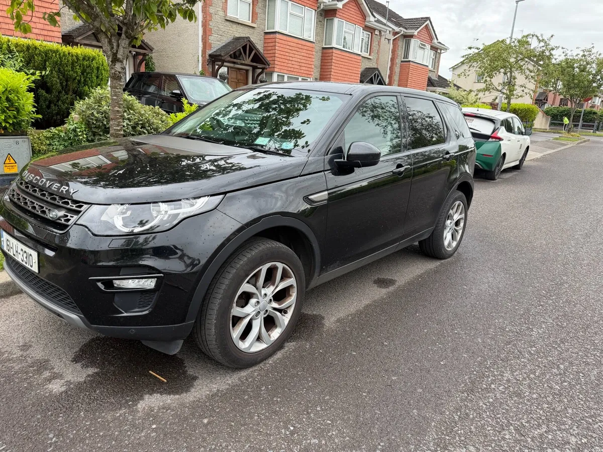 Land Rover discovery sport Automatic - Image 3