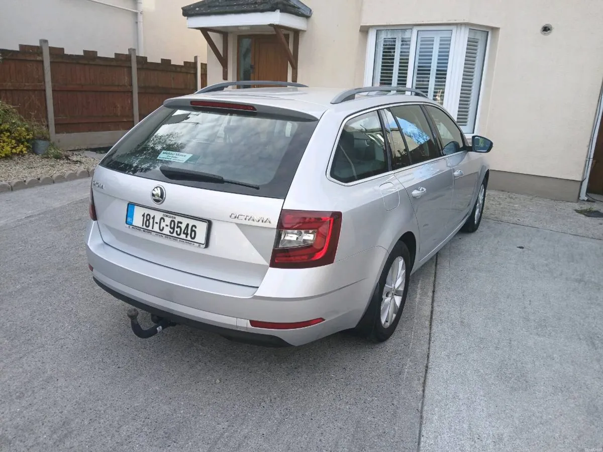 Skoda Octavia Estate - Image 3